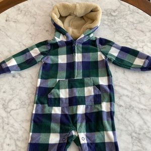 Soft, warm, fuzzy and cozy bodysuit/onsie 💙